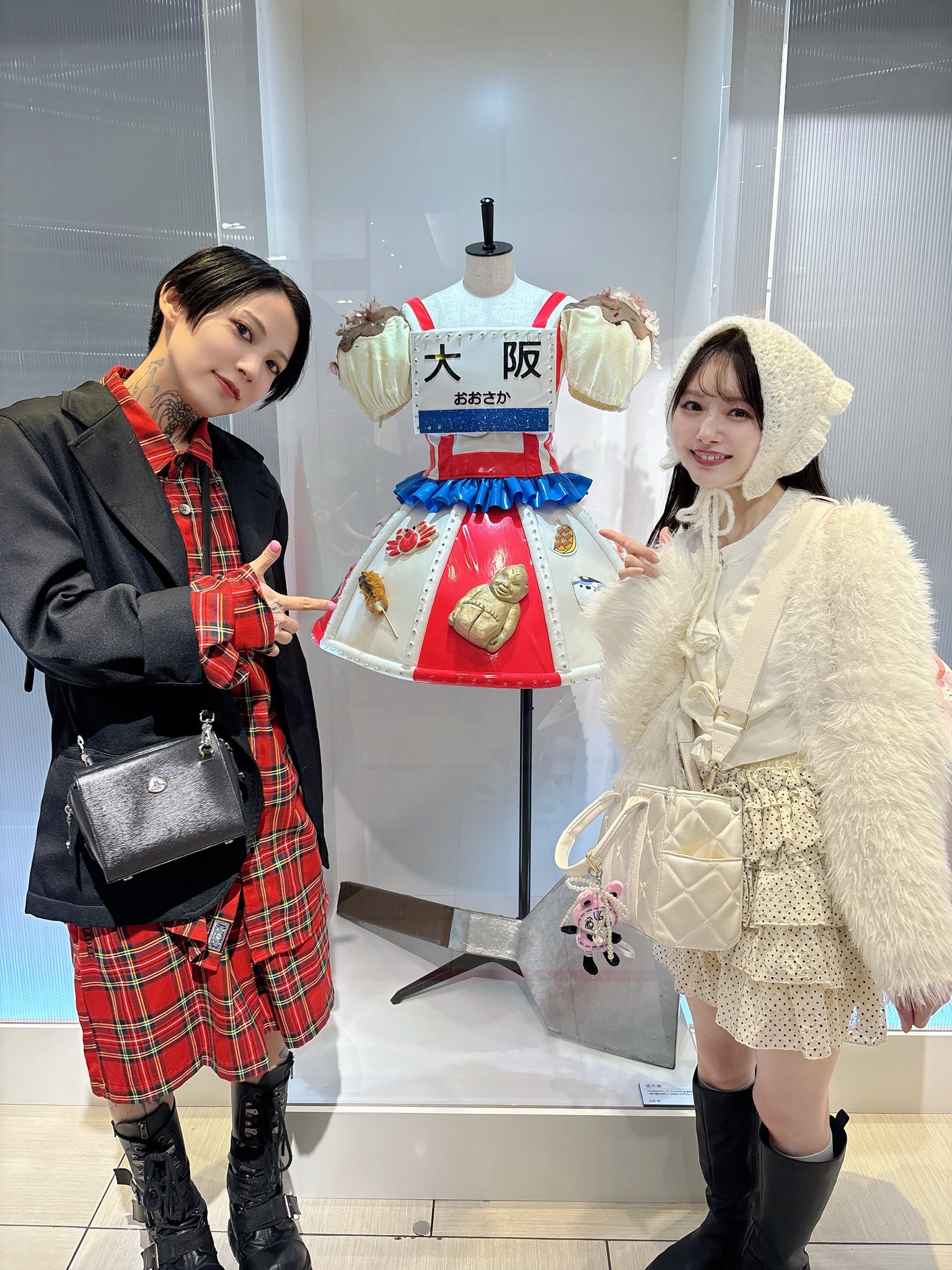 akb48大丸東京大衣装展オサレカンパニー別注ポーチ2024赤チェック