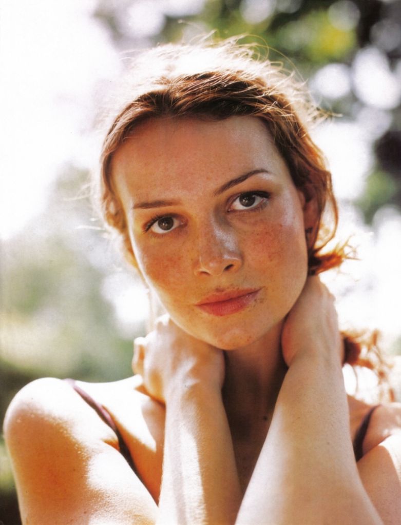 Happy Birthday to 🇬🇧Saffron Burrows who turns 53 today!🎂