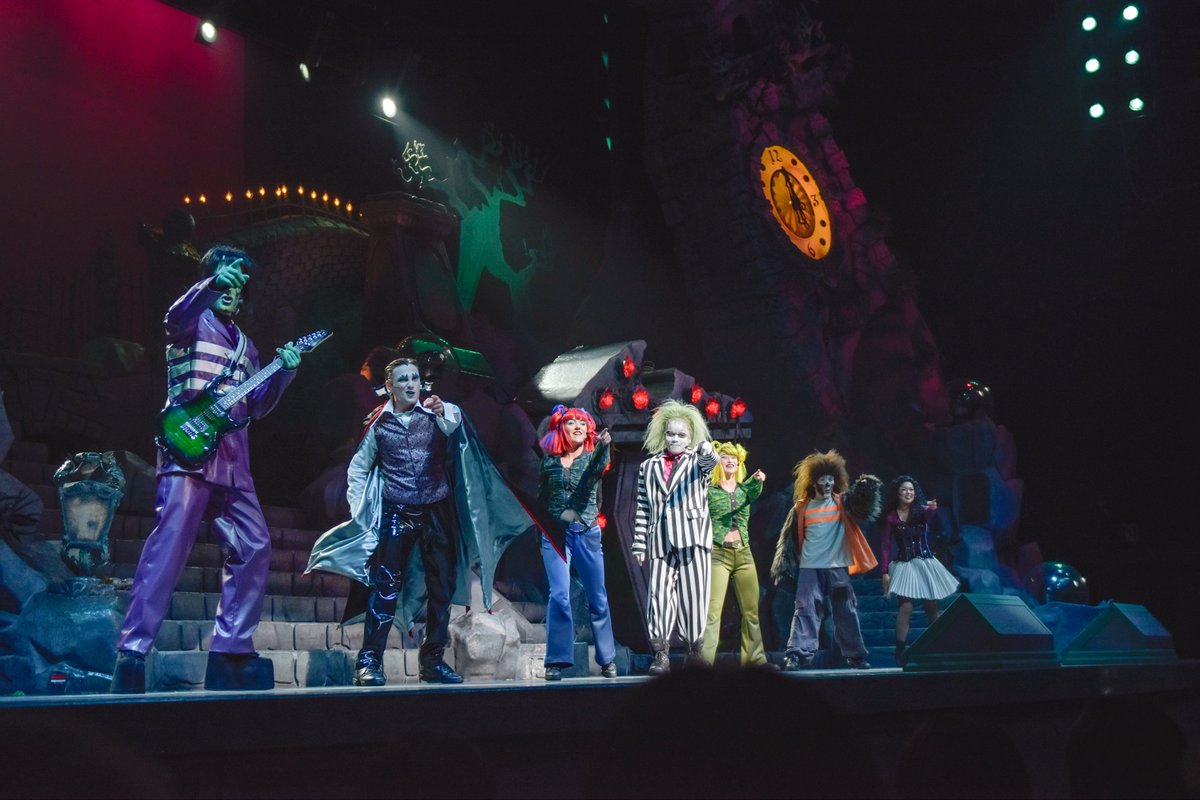 レンズをレンタルしてるので全員入るんですよね、うれしいね♡

10.14