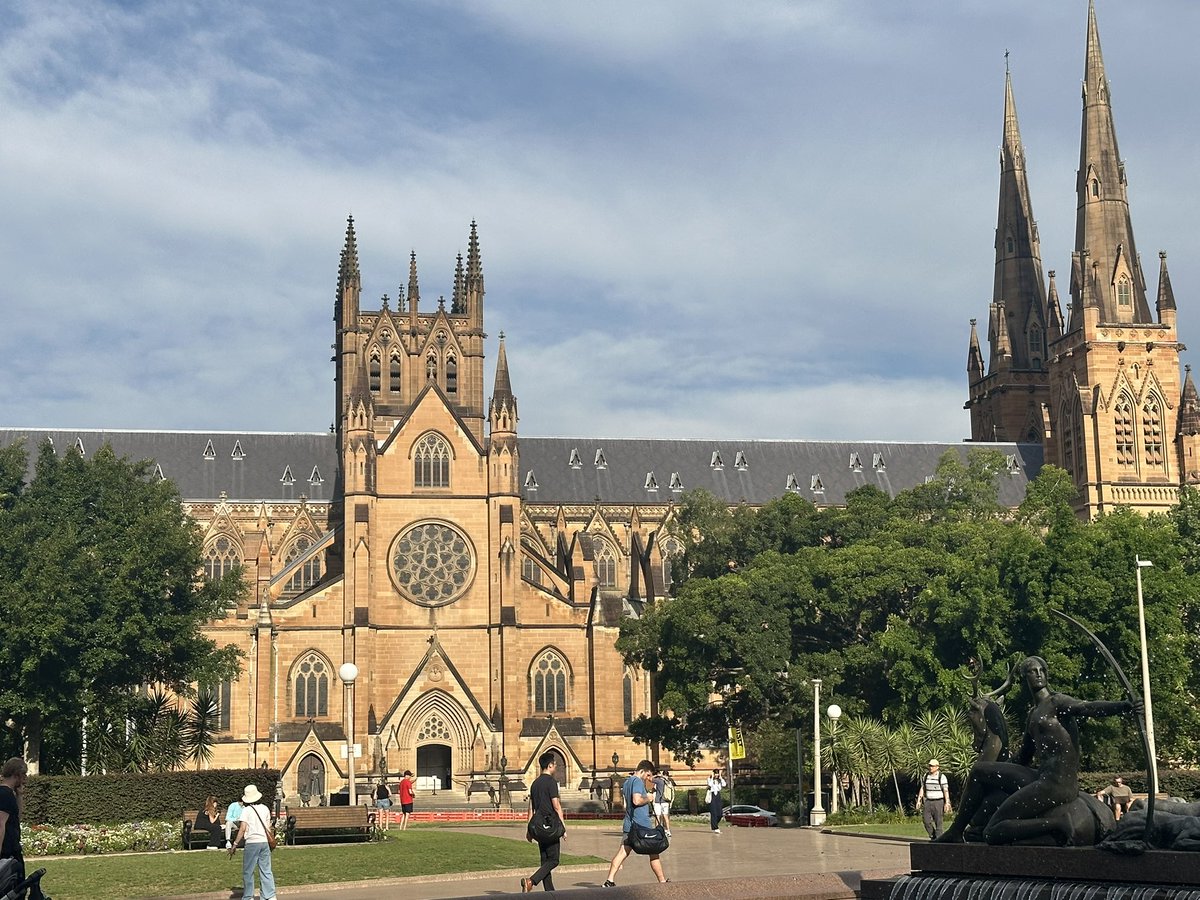 Sadistic_Rose's tweet photo. めっちゃ好きな感じの建物ばっかで興奮😍🇦🇺 https://t.co/YNRxiovUUk