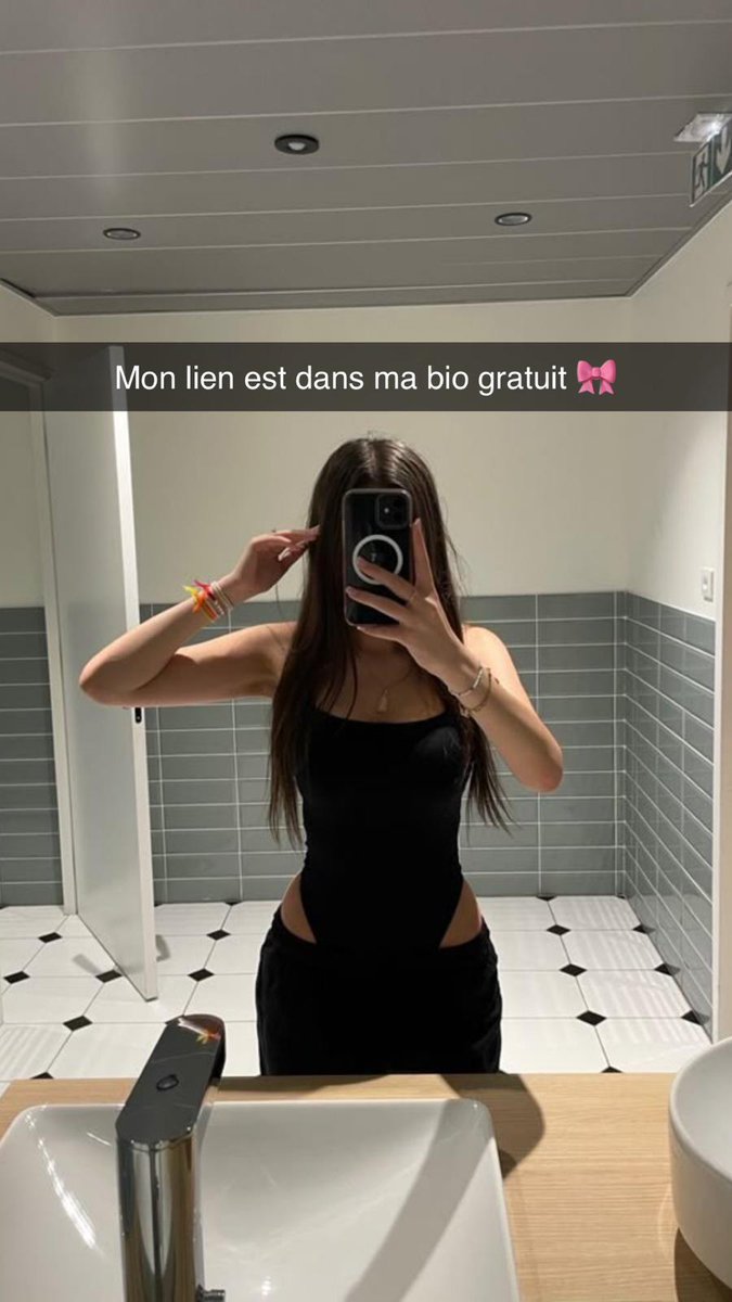LenaXaa 🐬 tweet media
