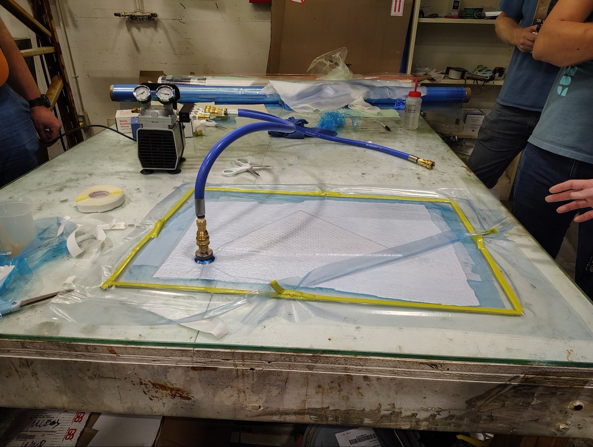 UAHMoonbuggy's tweet photo. We had a composite fabrication workshop where we learned about composite fabrication techniques, required materials, and design for composites. The team was able to get hands on experience by fabricating a composite fiberglass/foam sandwich utilizing a vacuum bagging process. https://t.co/08F2Ka1VkH