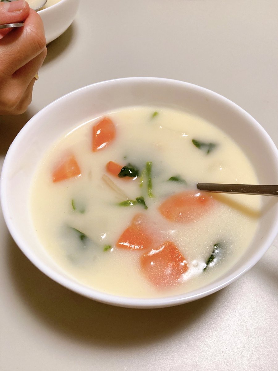 ヤなこと一気にやって来て萎んでしまう日もありますが、そんななか筋トレできた達成感と彼女ちゃんが作ってくれたクリームシチューの美味しさでよゆーにあっち行けできました。
ざまあみろ☺️