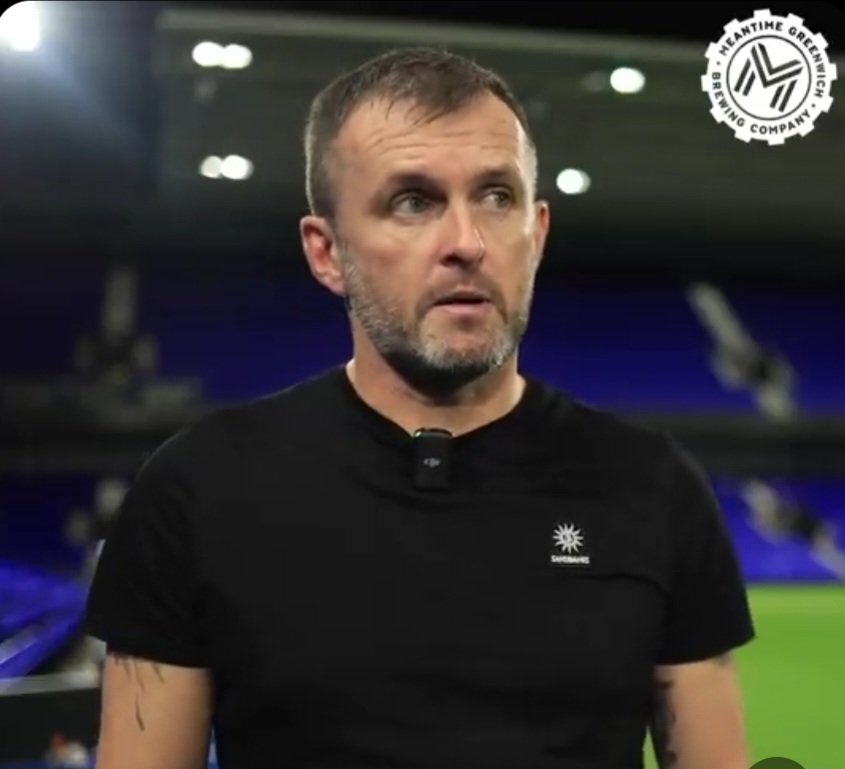 Looks like a thought bubble coming out of Nathan

#cafc