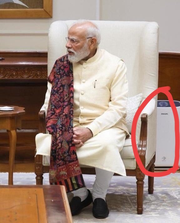 Amockxil2029's tweet image. After Diwali
Political Hindus Rest of the
with air Purifier. real hindus.