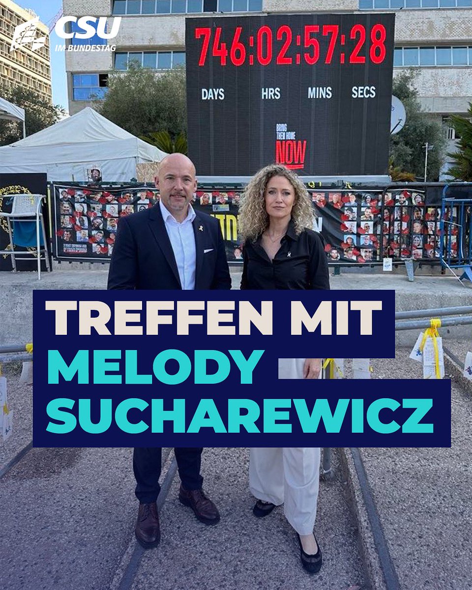 Servus aus Tel Aviv! <a href="/csu_bt/">CSU im Bundestag</a>-Chef <a href="/Hoffmann_MdB/">Alexander Hoffmann</a> reist zu politischen Gesprächen nach Israel und traf sich dort mit der deutsch-israelischen Journalistin Melody Sucharewicz am Hostage Square. Sie steht im engen Austausch mit den Geiselfamilien und macht eindrücklich auf das