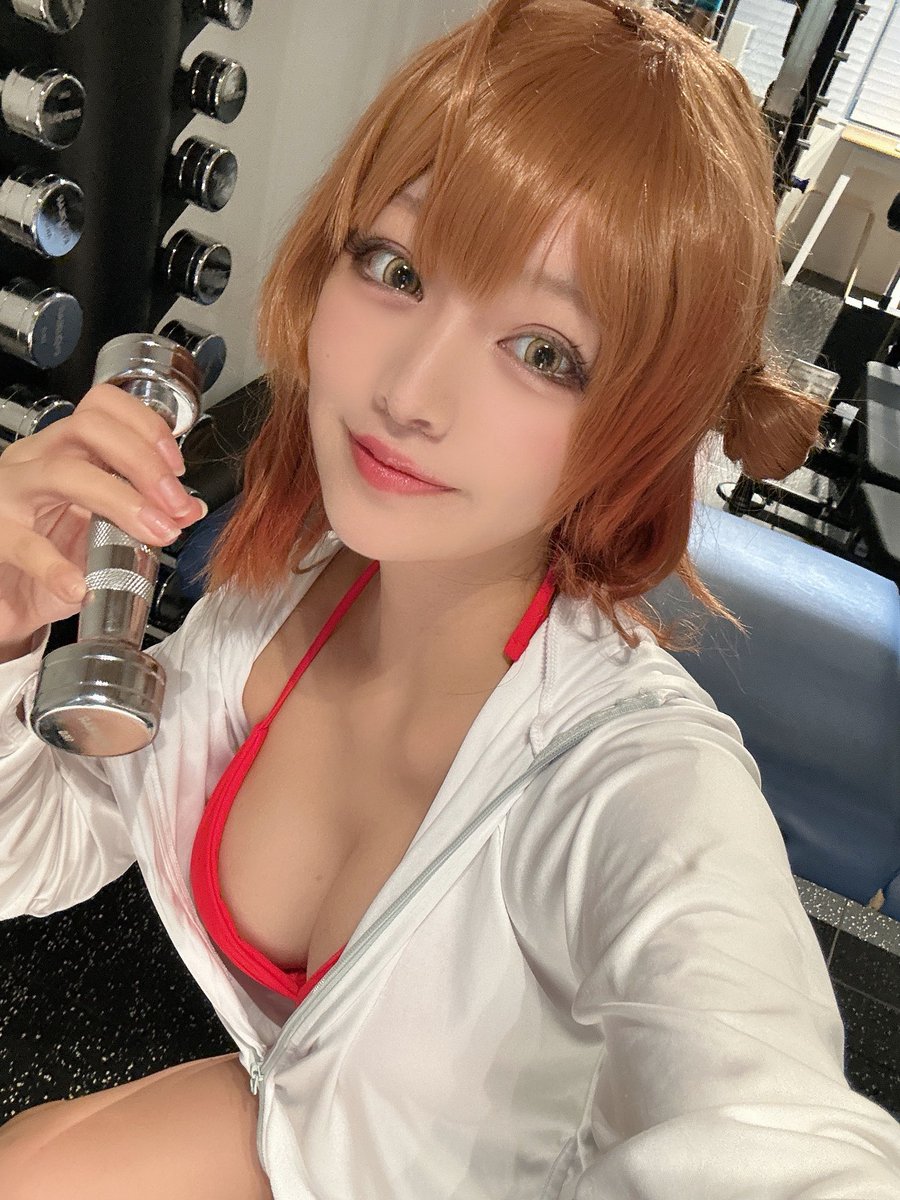 コスプレ　学マス　花海佑芽🍙
つよつよ最強エクササイズです‼️‼️‼️