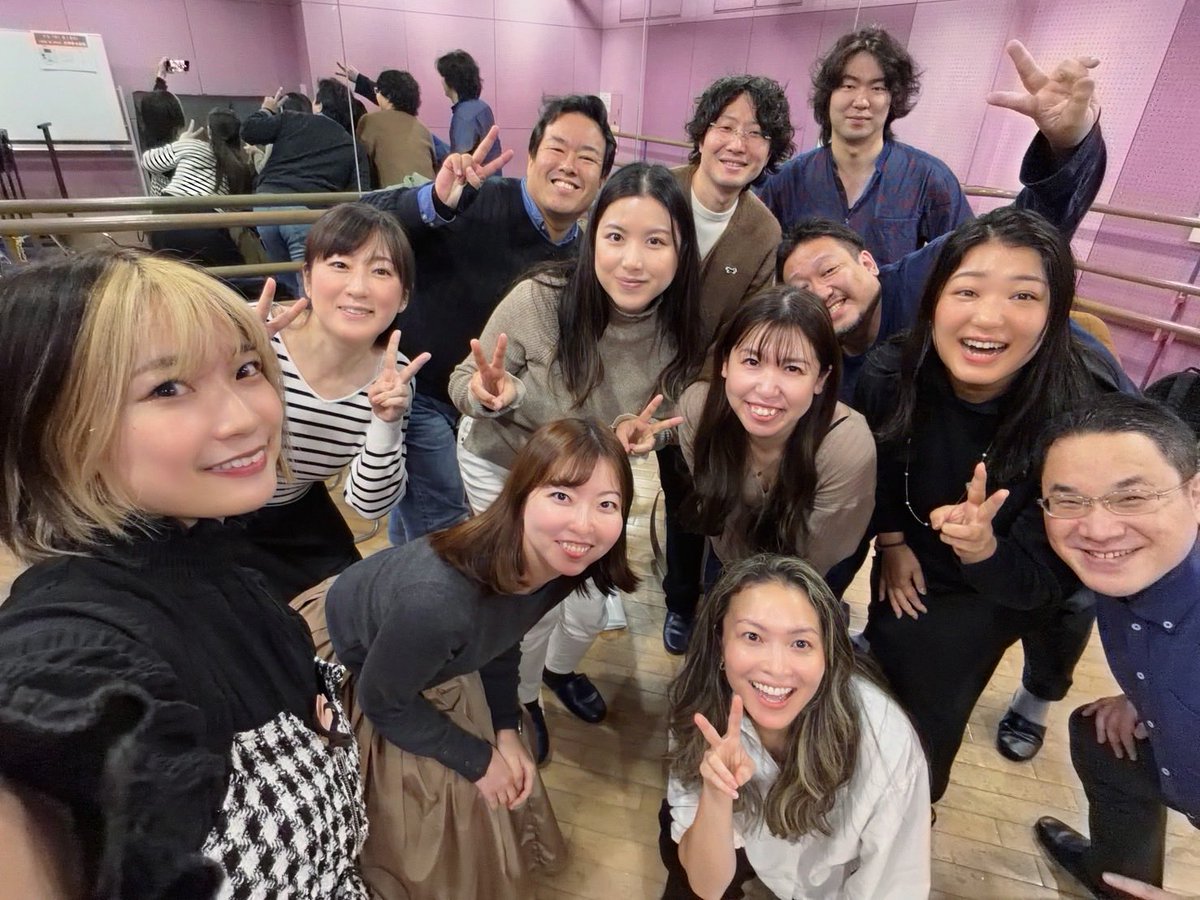 harmonia_ens's tweet photo. ハルモニア・アンサンブル10月31日の山梨県芸術鑑賞教室に向けたリハーサルが始まりました！中学校の校歌を合唱編曲にしたものも。ハーモニーの魅力の伝わる演奏をお届けできたらと思います♬ https://t.co/Cghtkgv5BD