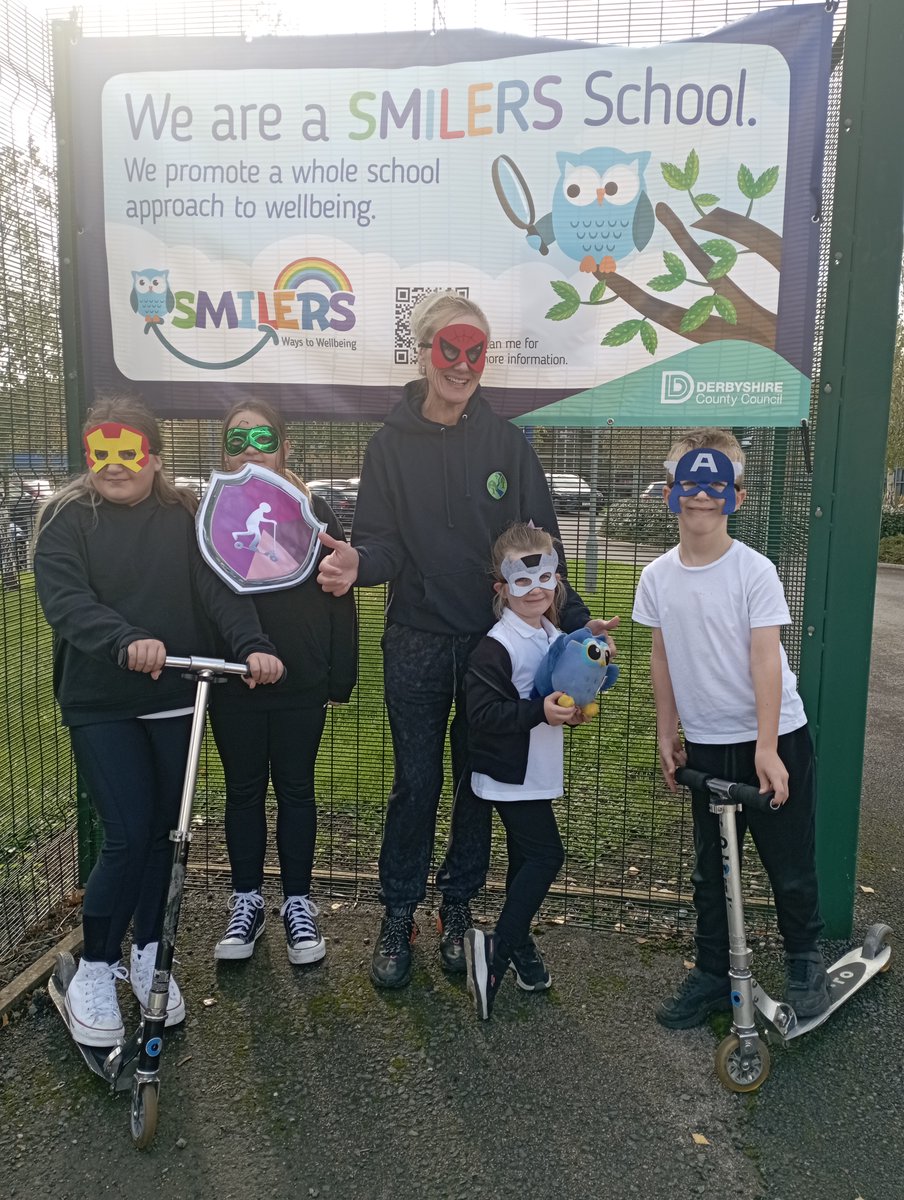 Travel Smart (@be_travel_smart) on Twitter photo The Wonderful Wheelers <a href="/DallimoreSchool/">Dallimore Primary</a> have joined Walter for a Scooter Smart day 🛴🦉  
#TravelSmartSuperHeroes #SMILERS The Wonderful Wheelers <a href="/DallimoreSchool/">Dallimore Primary</a> have joined Walter for a Scooter Smart day 🛴🦉  
#TravelSmartSuperHeroes #SMILERS