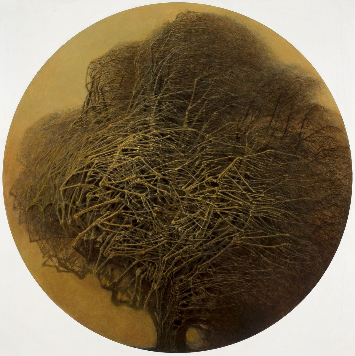 "Ludzkość jest drzewem, a ludzie są liśćmi. Drzewo trwa i rośnie, chociaż liście opadają" - ten cytat z Jerzego Drobnika zdaje się idealnie opisywać jeden z ciekawszych obrazów z wystawy "Beksiński na Cytadeli Warszawskiej". Dzieło z 1982 roku, którego właścicielem jest