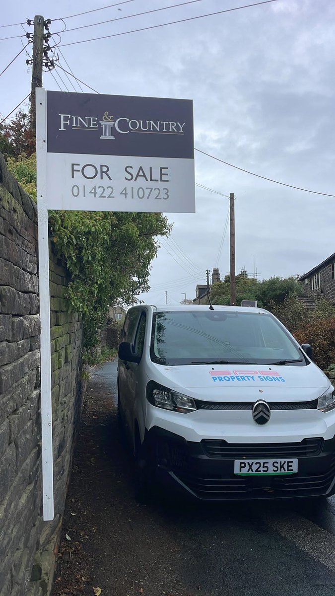 Welcoming Fine &amp; Country Calder Valley to the SPE Family - Thanks for Choosing SPE to provide your Sign Requirements - you wont be disappointed with the service from us! #EstateAgents #newboards #signfitters