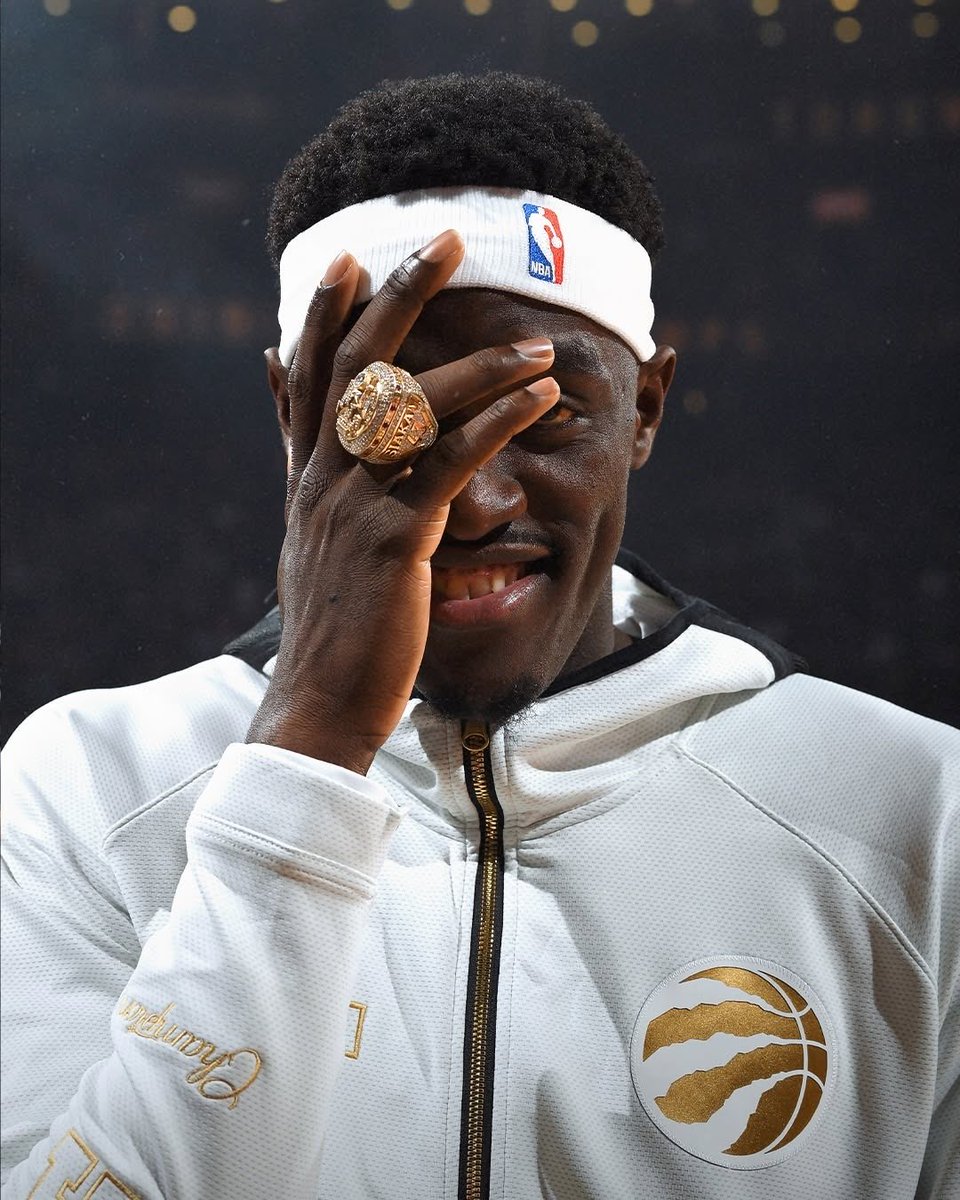 NBACanada's tweet image. SIX YEARS AGO (Oct. 22, 2019) the @Raptors received their championship rings on opening night! 💍