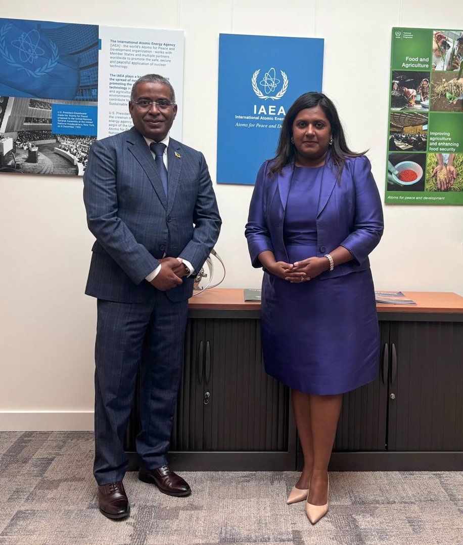 MeenaSingelee's tweet photo. Pleased to welcome H.E. Dr. Ussene Hilario Isse, #Mozambique Minister of Health to the #IAEA office in Geneva for an important &amp; timely discussion on expanding access to #CancerCare4All and capacity building through the IAEA's #RaysofHope initiative and Anchor Centres in Africa. https://t.co/1j6TXHzCSd