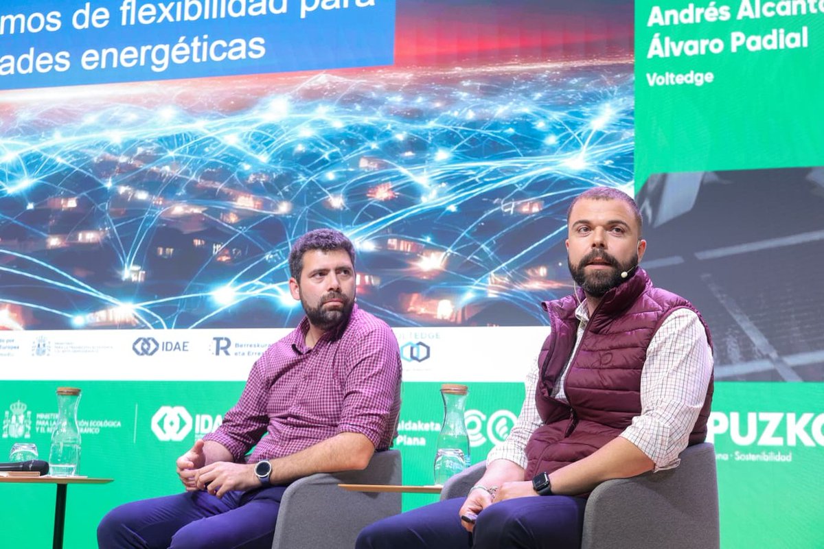 💡 Bloque 4 | Comunidades energéticas innovadoras
🌱 Marta García Paris (<a href="/Ecoserveis/">Associació Ecoserveis Cultura Energètica</a> – Proyecto RENOVERTY),
🌱 Mikel Serrano (#TEKZumarraga),
🌱 Andrés Alcántara y Álvaro Padial (<a href="/VoltedgeHR/">Voltedge</a>).
Rehabilitación, flexibilidad y coche compartido eléctrico. 🚗🔋
 #JornadasEnergía2025