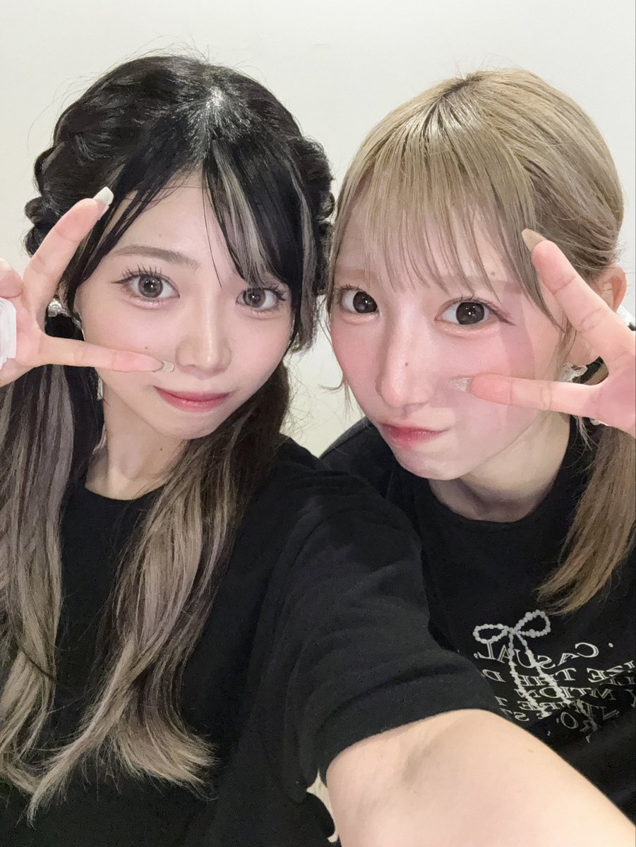 久しぶりになっちゃんと一緒に踊れて楽しかった😽🫶🏻
明日、スパドさんと妖狐繚乱さんとコラボステージでiLiFE!さんの「# ラブコード」披露させて頂きます！！
コスプレもするので来てねん🫶🏻

🎫 ticketdive.com/event/IDOLHALL…