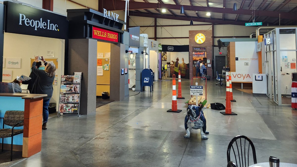 Thanks <a href="/JACentralIowa/">JACentralIowa</a> for hosting 6th-grade students from <a href="/DCGMS/">DCG Middle School</a> at BizTown this week! It was a lot of fun and a great experience for our students!
#DCGexcellence