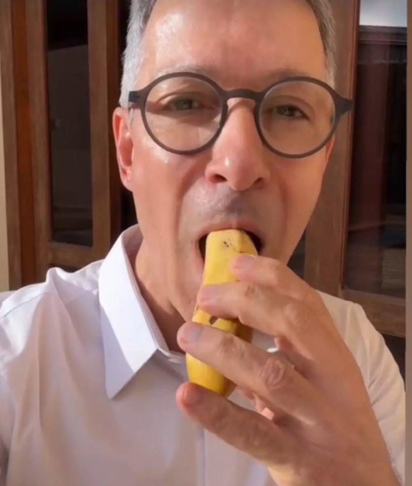 telmamello's tweet image. URGENTE  🚨🚨🚨

Dias cruciais para evitar a venda da COPASA. Zema quer dar a água de Minas de bandeja pra iniciativa privada. Mas precisa derrubar o direito do povo ao plebiscito de venda, pra isso está tentando manobras na Assembleia do estado. #Copasa #MG