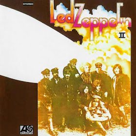 lacuevacultural's tweet photo. #Efemérides #LaCueva 22 de octubre de 1969. Se publica ''Led Zeppelin II". Fue N1 en Reino Unido y EEUU. Uno de los mejores y más influyentes álbumes de rock de la historia. Citado, además como origen del heavy metal.

#LedZeppelin #LedZeppelinII #rock #heavymetal #music #musica https://t.co/jRFVFAh11n