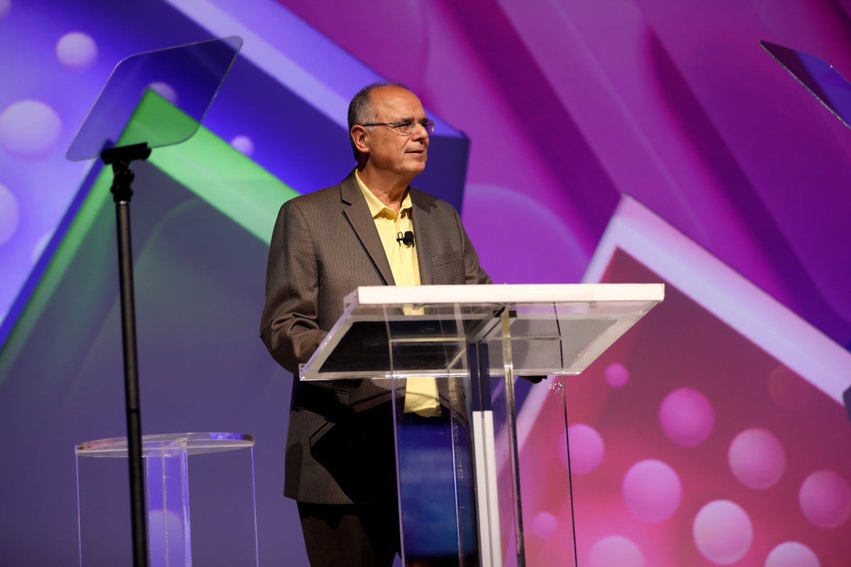 ANAmarketers's tweet photo. ANA CEO Bob Liodice opens the 2025 Masters of Marketing Conference in Orlando, Florida, with inspiring remarks about the power of brand and creativity. #ANAMasters https://t.co/X0MBtUE0gH