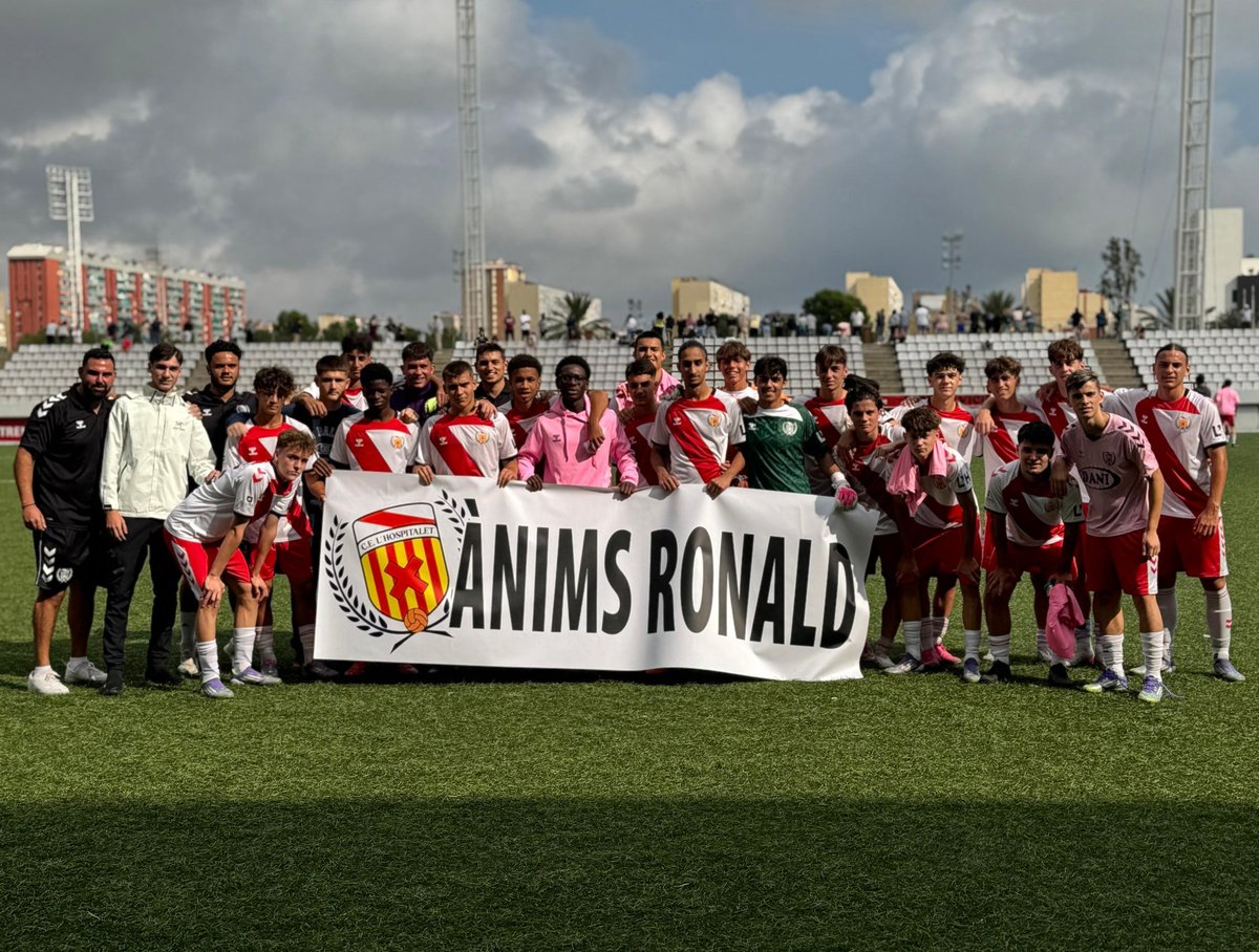 El JB s'ha situat líder en solitari de la Preferent, en derrotar el <a href="/CFDamm/">Club de Futbol Damm</a> (3-0), amb gols de Gio, David i Jason. El conjunt de <a href="/DanieGonzalez21/">Daniè Gonzalez</a>, que va dedicar el triomf a Ronald que pateix una greu lesió de genoll, visita en la propera jornada el <a href="/racingsarriacf/">Racing Sarria CF</a> (Ds 16.15h).