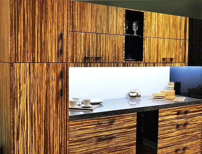JosephKitchenON's tweet image. Step into #sleeksophistication with our #modernkitchendesign featuring stunning #zebrabamboocabinets and #metalbox #pulloutdrawers! 😍
josephkitchens.com/services/moder…
#ModernKitchen #TorontoHomes #ZebraBamboo #KitchenDesign #KitchenInspo #PullOutDrawers #CustomCabinets #KitchenGoals #GTA