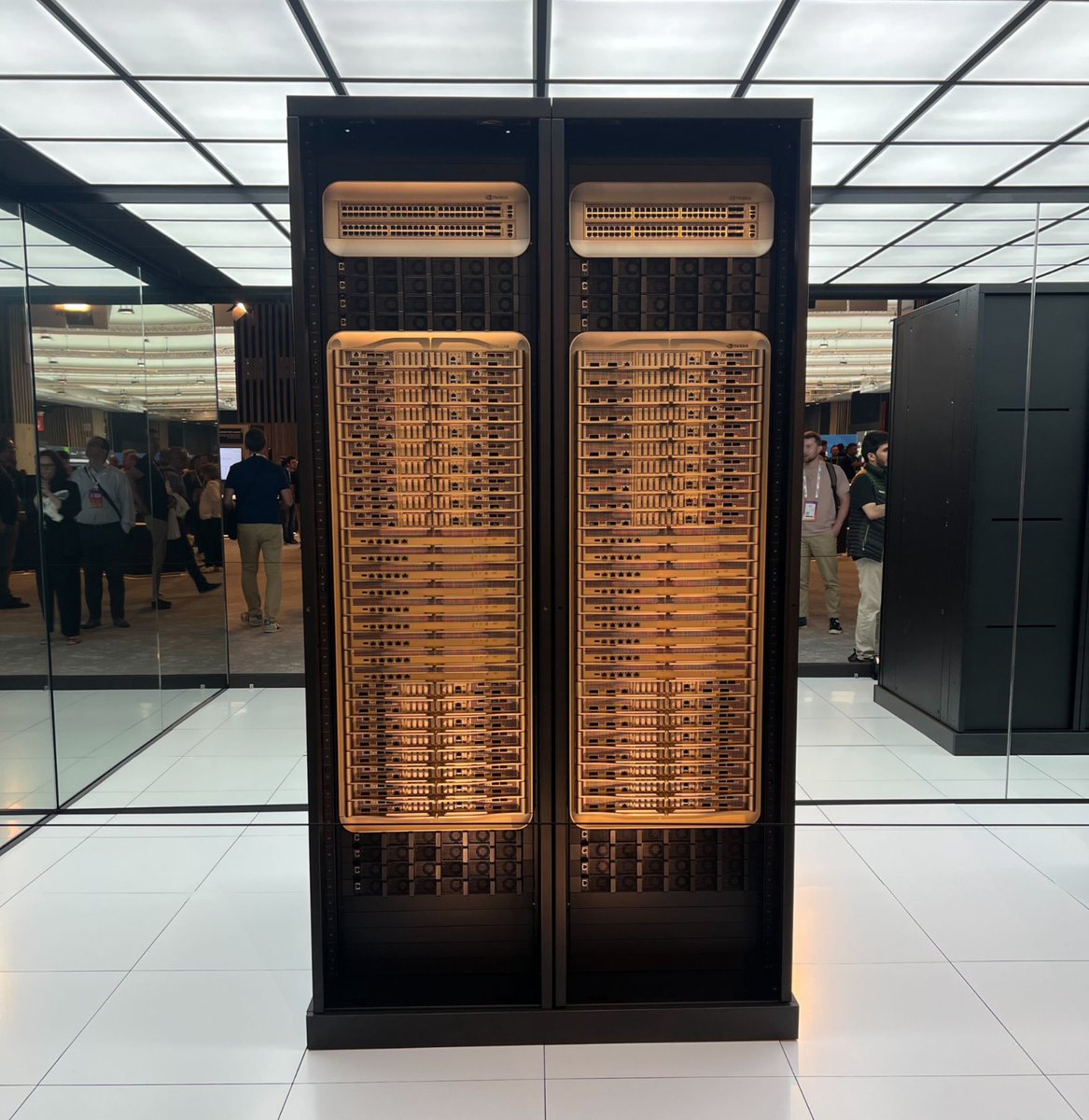 Built with NVIDIA Grace Blackwell Ultra Superchips, #NVIDIADGX GB300 is purpose-built AI infrastructure designed for training and inferencing state-of-the-art models. 

Features include: 
✅ Scalable up to tens of thousands of Grace Blackwell Ultra Superchips with DGX SuperPOD