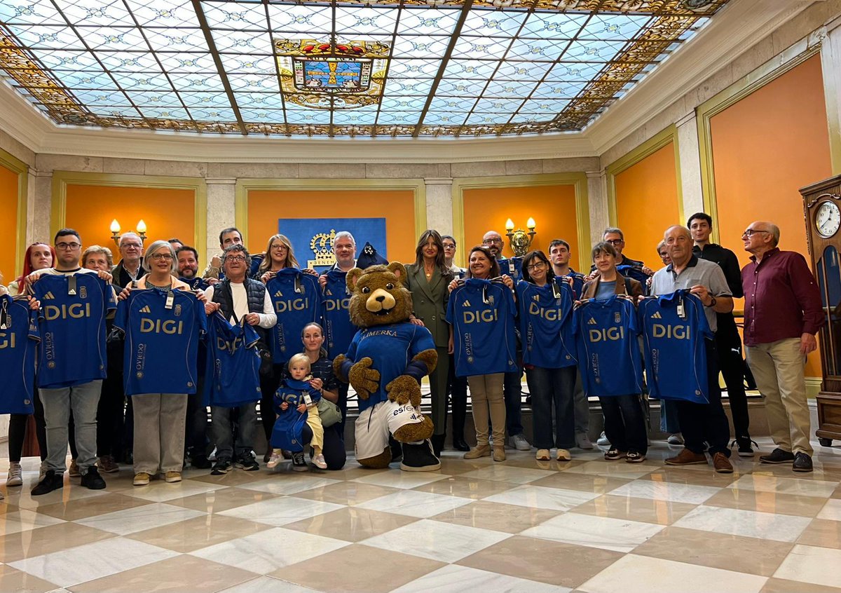 💙 El <a href="/aytoviedo/">@aytoviedo</a> a través del área de Economía, Transformación Digital y Políticas Sociales entrega de premios del sorteo “𝐄𝐥 𝐜𝐨𝐦𝐞𝐫𝐜𝐢𝐨 𝐝𝐞 𝐎𝐯𝐢𝐞𝐝𝐨 𝐬𝐢𝐞𝐦𝐩𝐫𝐞 𝐜𝐨𝐧 𝐧𝐮𝐞𝐬𝐭𝐫𝐨 𝐞𝐪𝐮𝐢𝐩𝐨. 𝐒𝐨𝐦𝐨𝐬 𝐝𝐞 𝐩𝐫𝐢𝐦𝐞𝐫𝐚”tinyurl.com/2w7z8dnj
<a href="/glez_let/">leticia gonzalez</a>