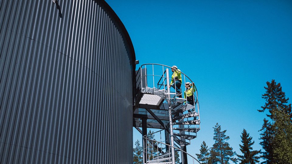 ProperGuide's tweet image. In Finland, this giant battery is helping heat apartments and offices—using sand - devicedaily.com/pin/in-finland… #content