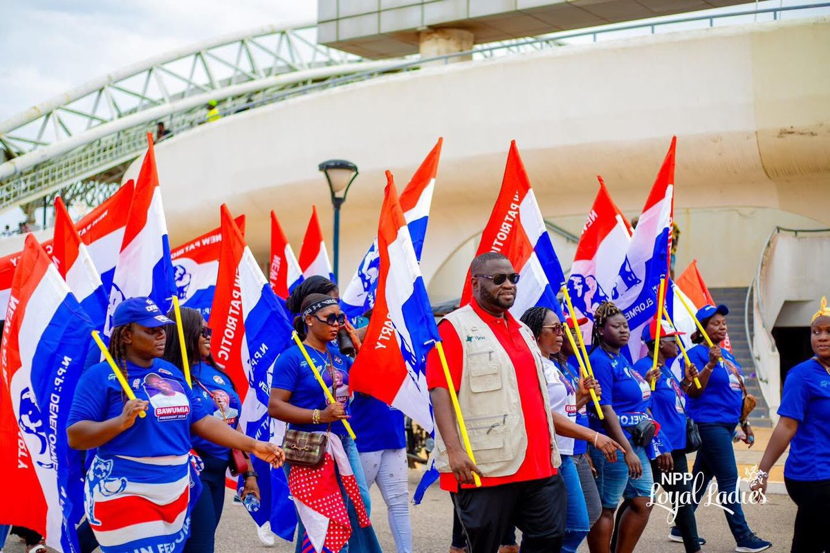 Maame_Afriyie_'s tweet image. Over here, we don’t give up!
#WeAreNPP🇳🇱🐘
#NPPLoyalLadies
#ItisPossible