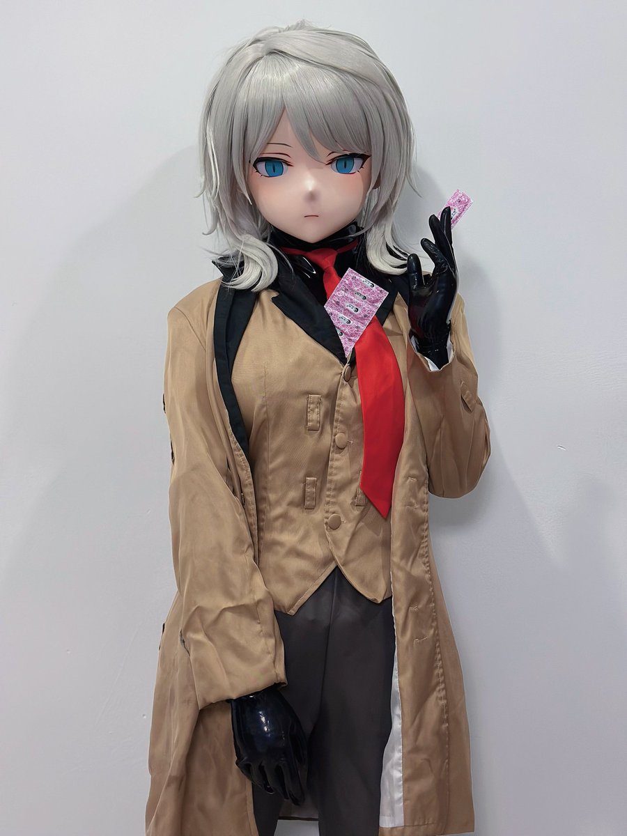 “但丁，今晚的夜会很长，用不完不许休息哦”
#kigurumi #latex