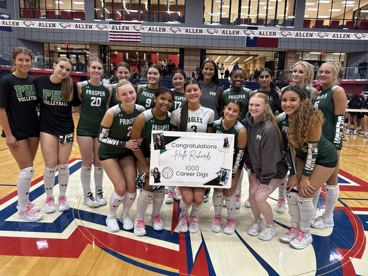 prospervb's tweet image. A huge congratulations to Halle Richards on her achievement of 1,000 career digs last night!🎉🦅