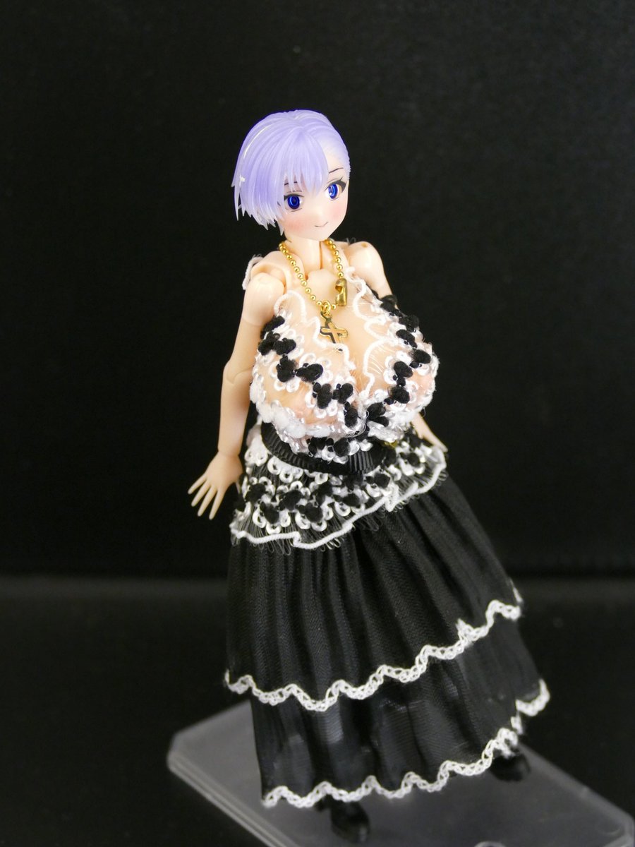 中途半端に流行りに乗っていくスタイル

私をプラモ沼に再ドボンさせた張本人ちゃんです。お納めください。

…一箱から3人が錬成されました。謎ですね。