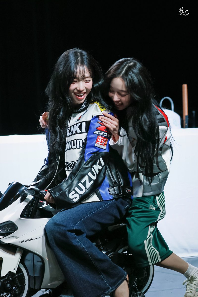 BuYiWeiQi's tweet photo. 251022 EL

#지민정 #JiminJeong 
#에스파 #aespa https://t.co/nuZe9Lz8ZG