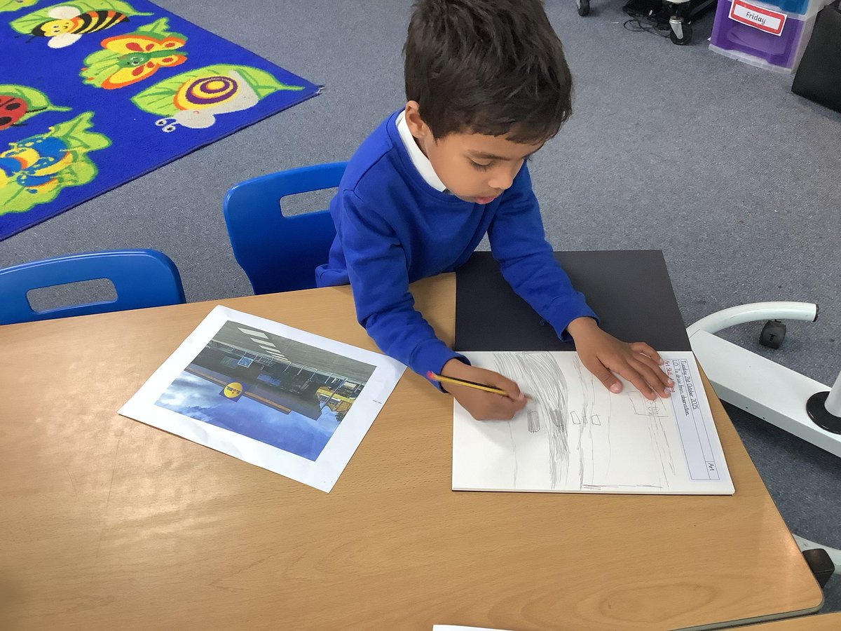 AbbeyPrimary's tweet image. Having completed our #fieldwork in #Geography yesterday, we are now drawing from observation pictures that we took. Some pictures are human features and some are physical. We have to concentrate really hard and look at what we are drawing. #Y1 #Art