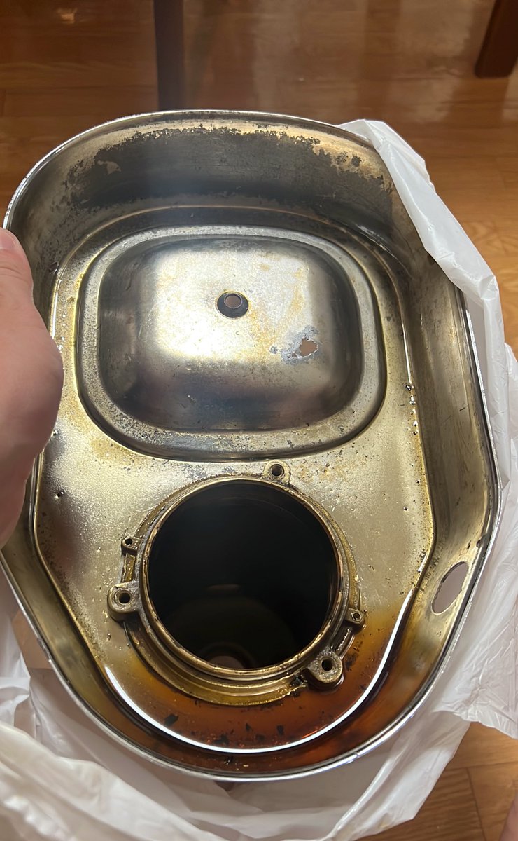 NuKaDoKonoKai's tweet image. パボーニのフランジが外れねぇんだわ
かれこれ3週間近く

ほぼ毎日スーパーペネトン吹きかけて
トントンしたり
回したりしてるんだけど、取れねえんだわ

#pavoni
#espressomachine