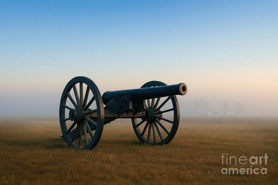 #1 Christmas gift for history lovers... Civil War Cannon on battlefield in early morning.
buff.ly/NPSKIxW 

#sheliahuntphotography #BuyIntoArt #CivilWar #canon ##CivilWarbattlefield