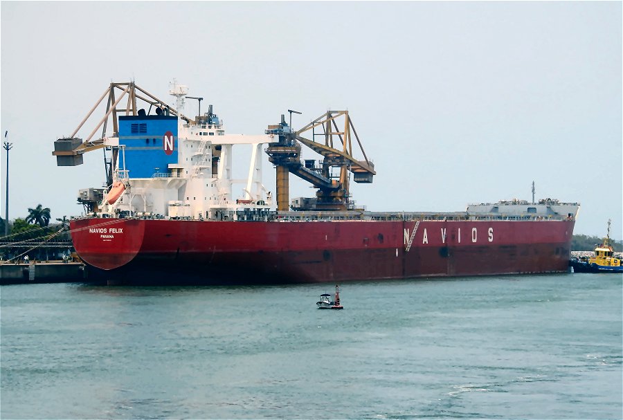 PoderPopularWeb's tweet image. 🔴🔴 Úlima Hora | RESCOP apunta al Navios Felix, atracado en Ceuta, por vulneración del real decreto ley que prohíbe el tránsito de combustibles hacia Israel.
🖇 Noticia completa: poderpopular.info/2025/10/22/res…