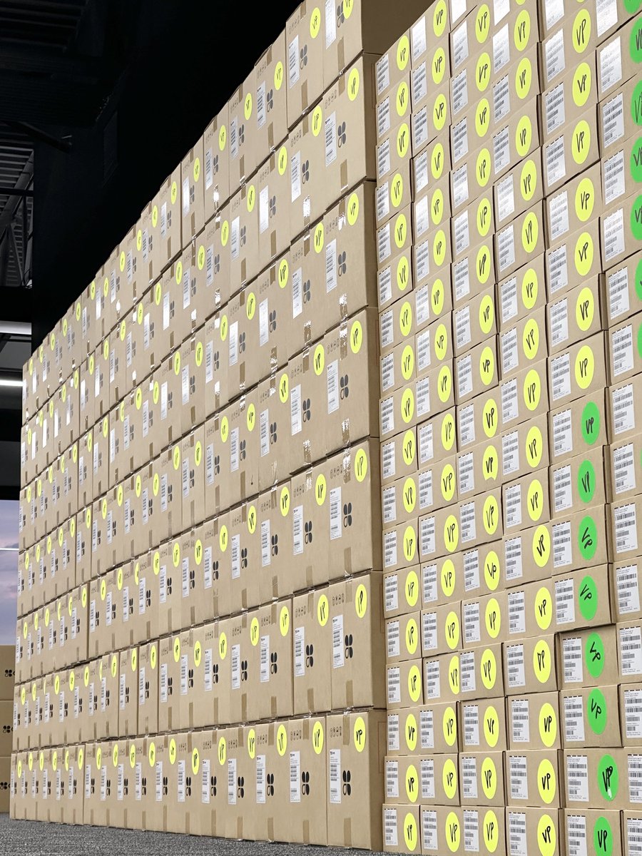 amacnab7's tweet image. We’ve seen major success with our @Fiserv + @clovercommerce partnership helping small biz owners in rural America 🙌

Just committed $1.1M+ in new Clover hardware to keep it simple for clients + partners.

Quality &amp;gt; quantity. LFG! 💚

#TeamVizy #Clover #Fiserv #Fintech