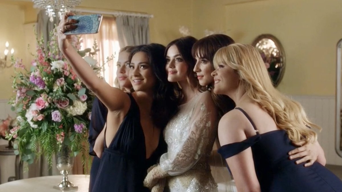 thebestofemison's tweet photo. PAM: Sorry, girls. She's a little fussy, so I thought I'd bring her in to see her mommies.
ALEX: May I?
ALISON: Yeah, of course. https://t.co/1LNddq80wc