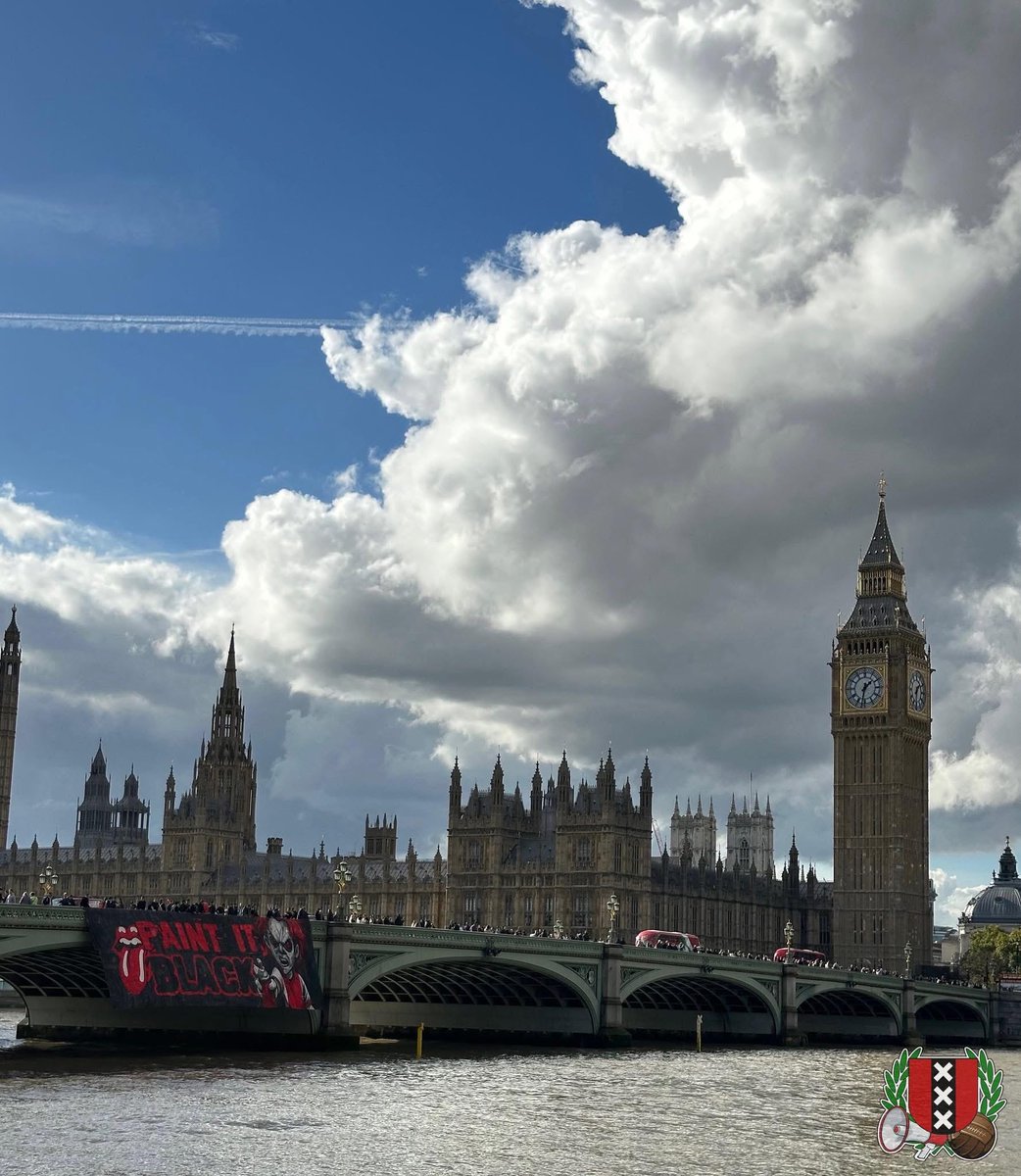 Ultras Amsterdam tweet media