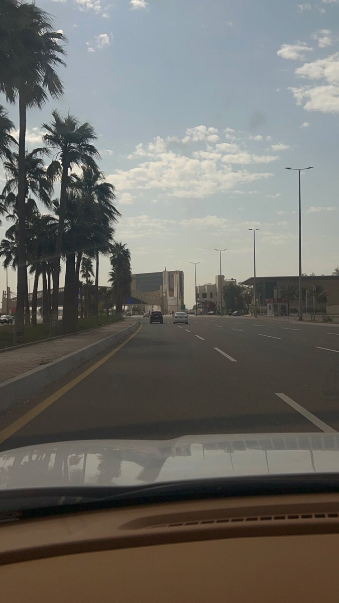 msaudals1's tweet photo. آخر ميد تيرم بمسيرة الماستر والحمدلله  🥳 https://t.co/30BBQdtfAB