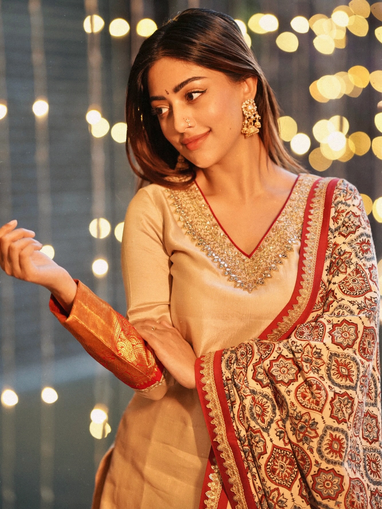 G33eIXoWYAAlhov?format=jpg&name=large