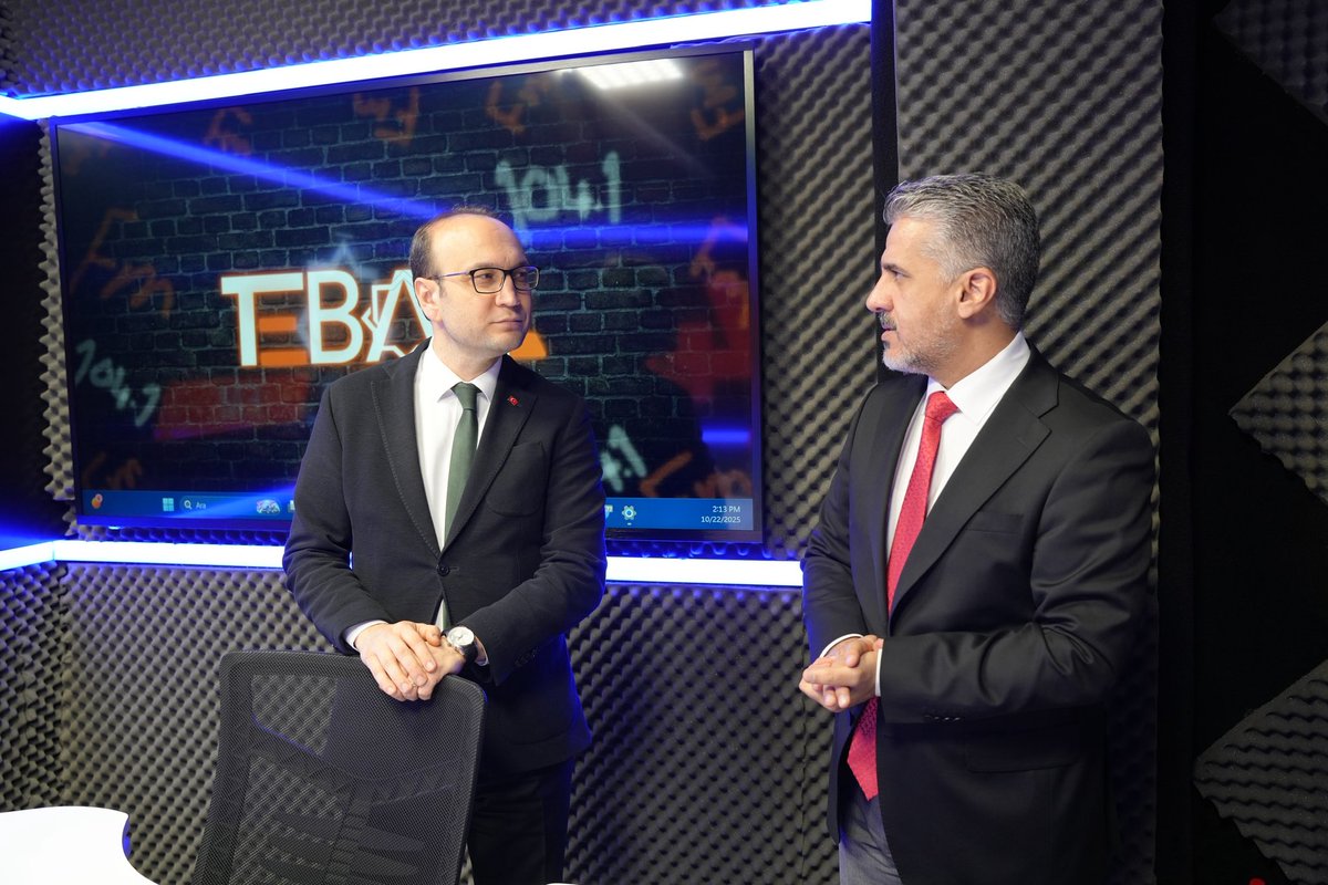 Erbiloglu's tweet photo. Türkiye Cumhuriyeti Erbil Başkonsolosluğu Ticaret Ateşesi Sn. Akın AK TEBA’yı ziyaret etti.   Kurumumuzu gezdirip yeni projelerimizi anlattık. https://t.co/u0ZjUQnlKF