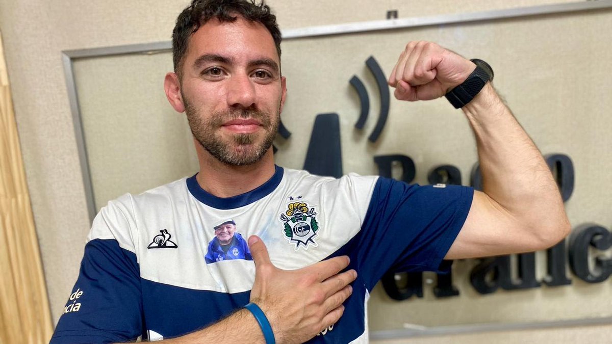 El Cafecito #50

Celebramos nuestros 50 cafecitos con una charla sobre el corazón.

🎙 Por Laucha Fernández Elem (<a href="/FernandezElem/">laucha</a>) 

❤ Disponible en Youtube y Spotify

youtu.be/bJI7uf2eT80