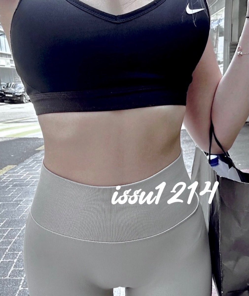 isssu1214_'s tweet photo. #여군 https://t.co/5TAzPpkvy8