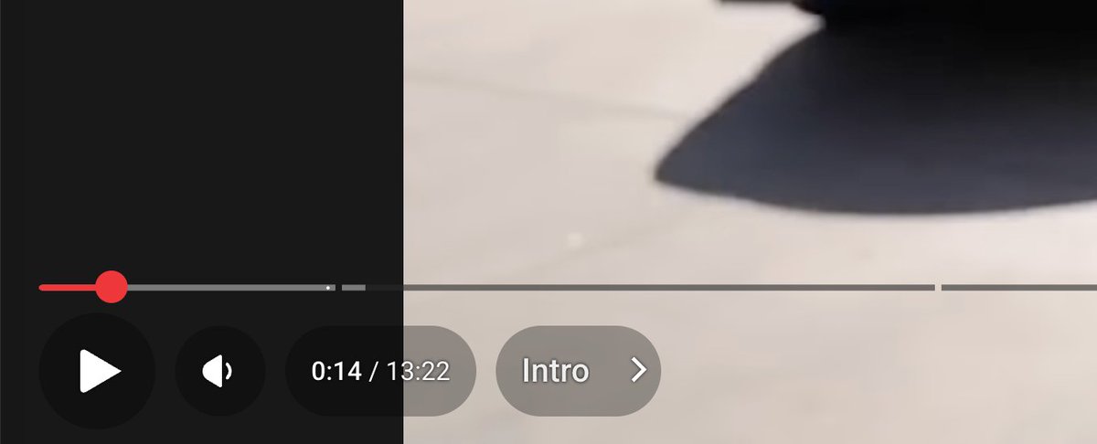 devhe4d's tweet image. Is big ass UI elements a new trend we don&apos;t know about? what happened to @YouTube ?
