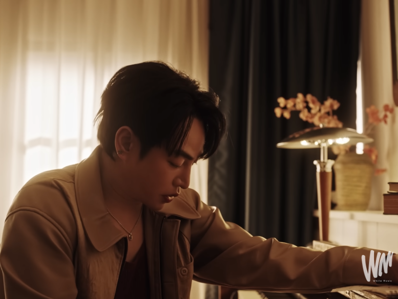 NuchTube_7o2's tweet photo. 292,267 views >> +7733 >> 300k

♡ One More Time ♫

🎬https://t.co/qdUC2L4ZvD

#เป๊กผลิตโชค 
#PeckPaLitChoke https://t.co/QD1mZcf5Hm