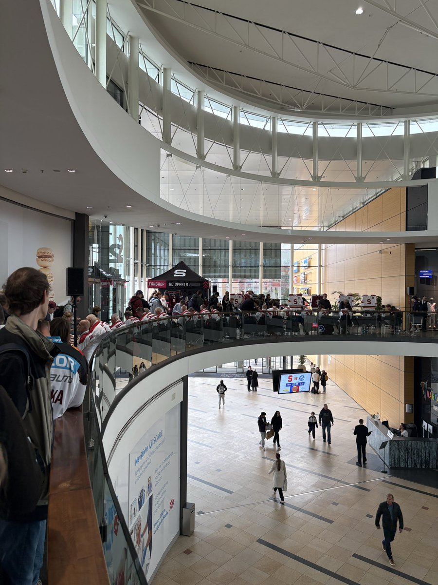 Legends! <a href="/HCSpartaPraha/">HC SPARTA PRAHA</a> 💙💛❤️