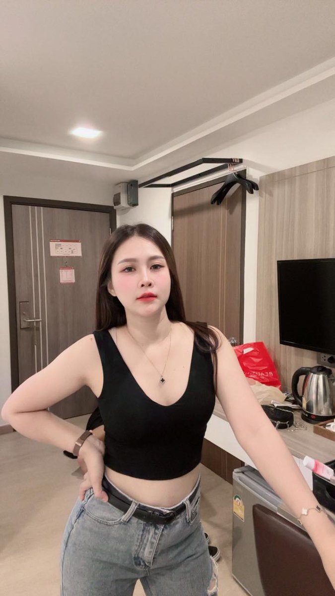 Beemaneerat1996's tweet photo. เรามัดใจใครไม่ได้หรอก ขนาดมัดผมยังลำบากเลย ❤️🤍
#ครูโสด #ครูสอนภาษาไทย https://t.co/ulWC0mTSn5