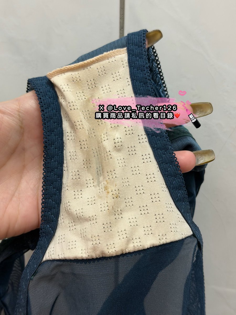 原味戀戀老濕💦 原味內衣褲👙購買原味請私訊看目錄 無法私訊到小帳@Love_Techer1266 tweet media